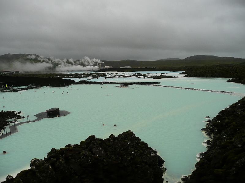 P1040802- Blue lagoon (station thermale reputee pres de Reykjavik) par un jour de tempete.JPG - Blue lagoon (station thermale réputée près de Reykjavik) par un jour de tempête